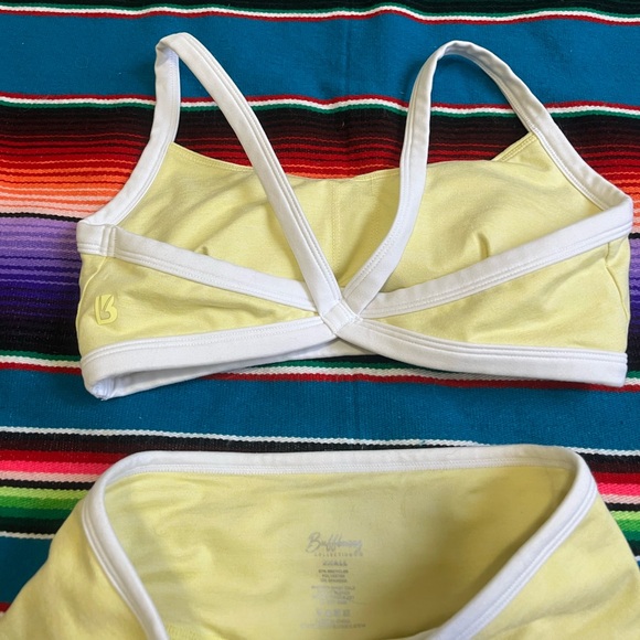 Buffbunny butter Yellow Athletic Set with White Trim - Picture 4 of 6